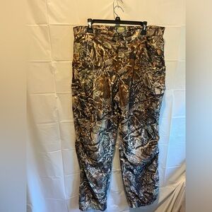 Camo Cabelas Cargo Pants
